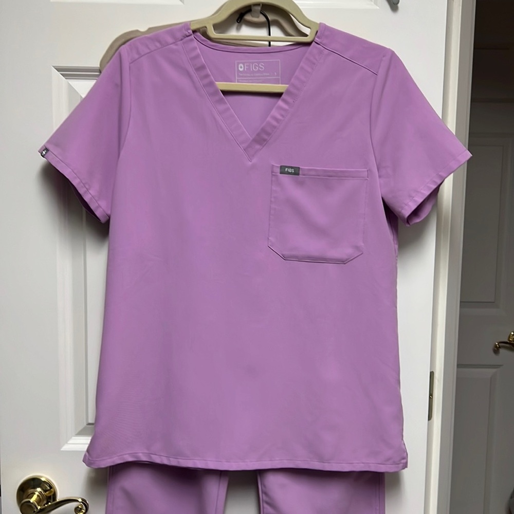 Figs Scrub Set